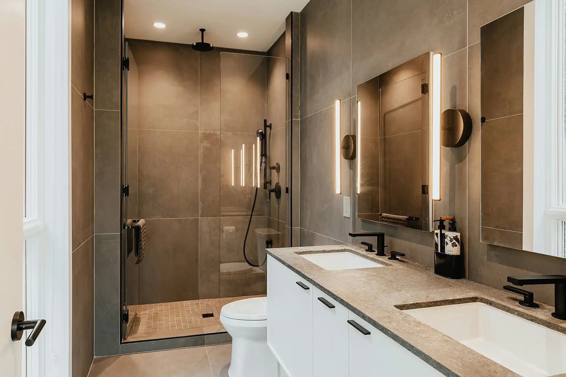 Bathroom renovation in Mississauga - luxury spa-inspired bathroom
